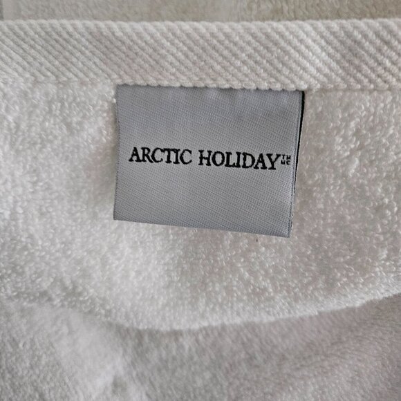 Set of 2 Decorative Hand Towels - Picture 2 of 3